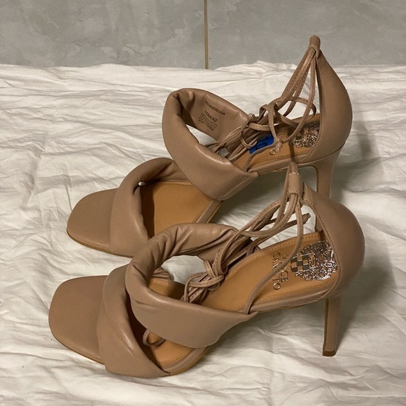 Vince Camuto Dark Blush Andrequa Sandals - Picture 4 of 7